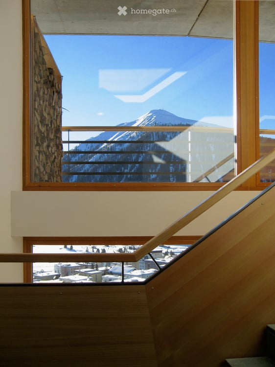 Über dem Tal - Architektur mit freiem Blick über Davos Dorf 20