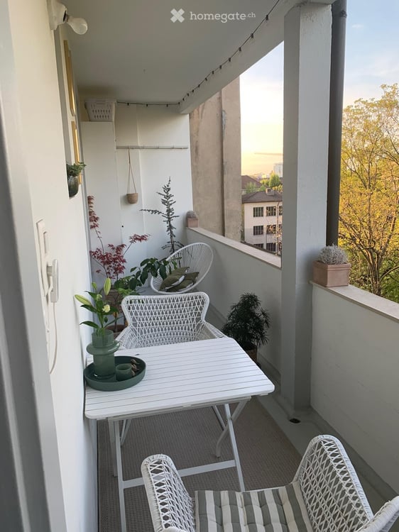 Ca. 106 m² Innenfläche + 15 m² Balkone: 3-Zimmer-Wohnung mit 3 Mansardenzimmern 10