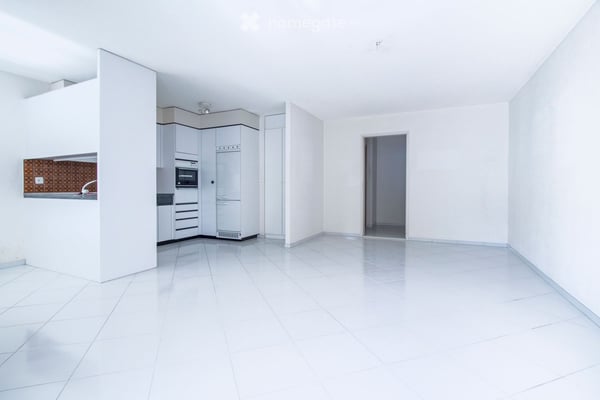 2.5-Zimmer-Wohnung mit Balkon und PP in der Tiefgarage - Dielsdorf 3