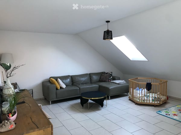 Charmante 4.5-Zimmer-Dachwohnung in Fahrwangen – ab Oktober 2026 zu vermieten 2