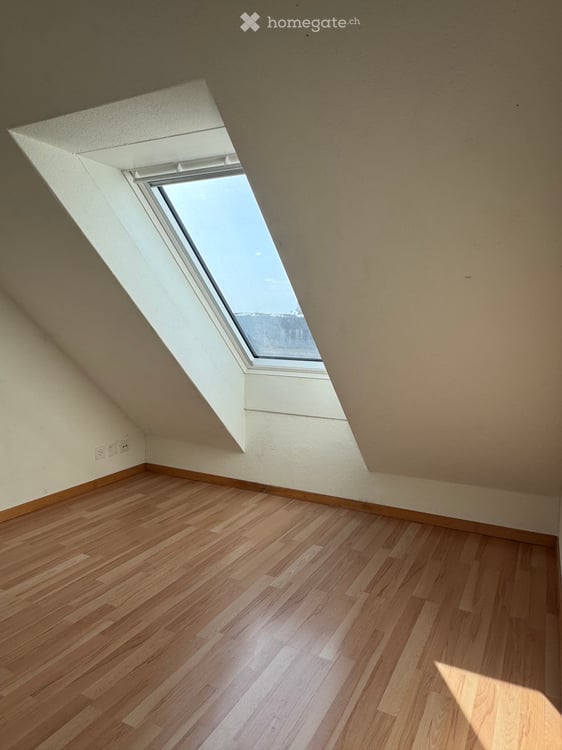 Grosszügige 5-Zimmer-Maisonette-Wohnung mit Balkon in Root 7