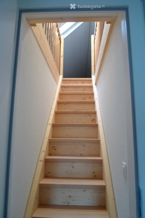 Charmante 5.5-Zimmer-Dachwohnung mit Seesicht 9