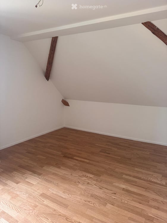 Charmante 5.5-Zimmer-Dachwohnung mit Seesicht 7