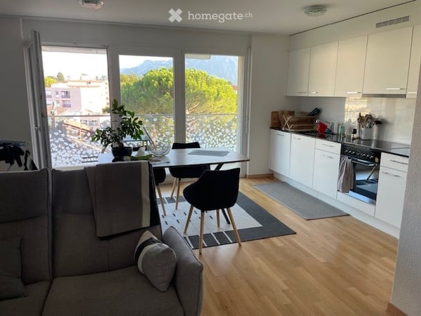Charmant appartement de 2,5 pièces avec balcon à La Tour-de-Peilz