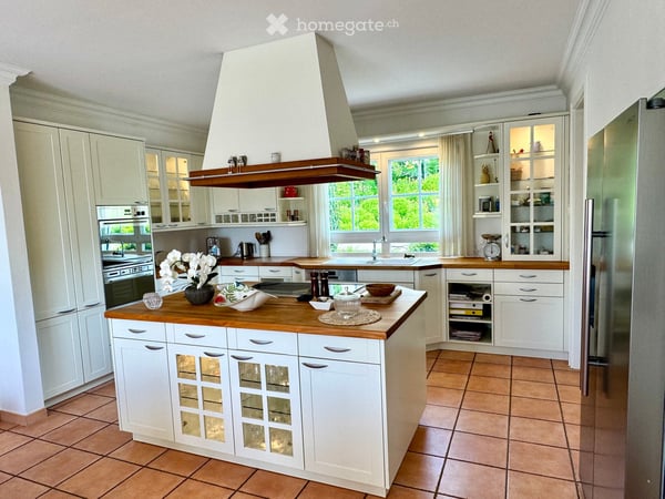 Repräsentatives 7.5 Zimmer Einfamilienhaus mit aussergewöhnlichem Platzangebot 8