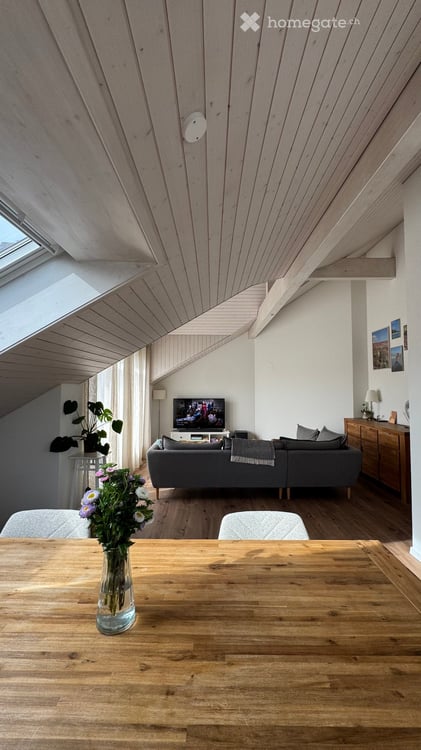 Charmante 3.5-Zimmer-Dachwohnung in Inwil 2