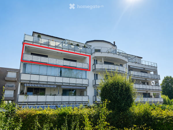 Familienfreundliche 4.5-Zimmer-Wohnung mit grossem Balkon - Einziehen und wohlfühlen