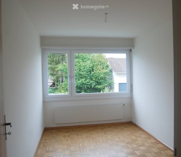 Helle 4.5-Zimmer-Wohnung im Erdgeschoss mit Balkon und Garage in Therwil 7