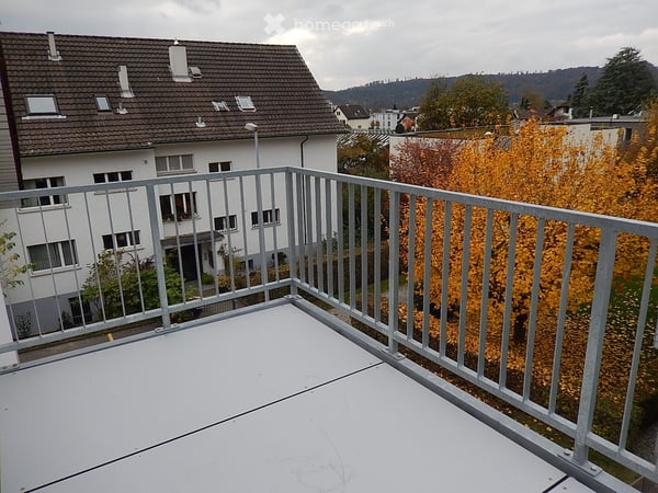 Charmante Dachwohnung an der Gärtnerstrasse 4 in Wettingen 2