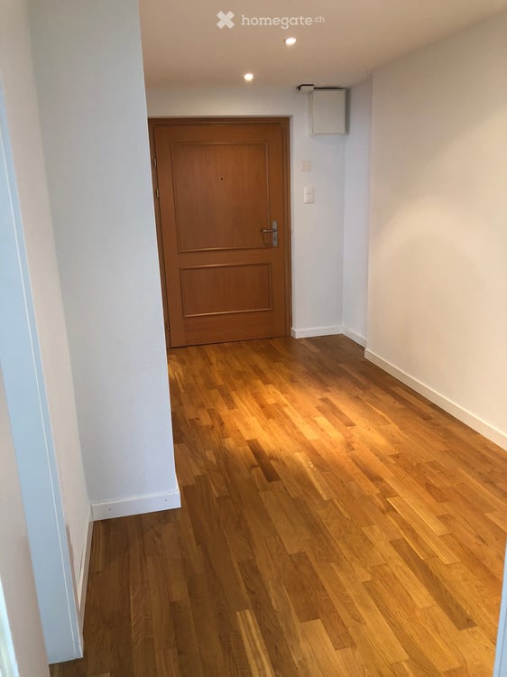 Charmante 3-Zimmer-Wohnung mit Gartensitzplatz an der Karl-Stauffer-Strasse 7 in Zürich 8008