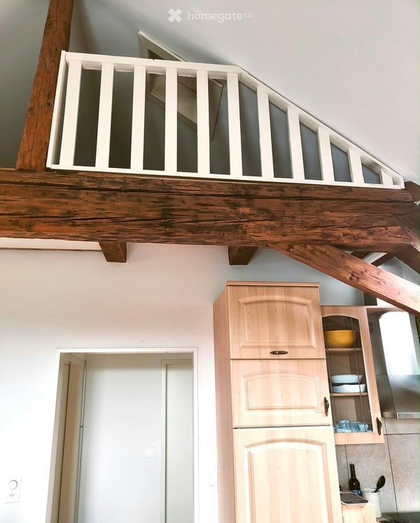 Charmante 2.5-Zimmer-Dachwohnung in Döttingen 10