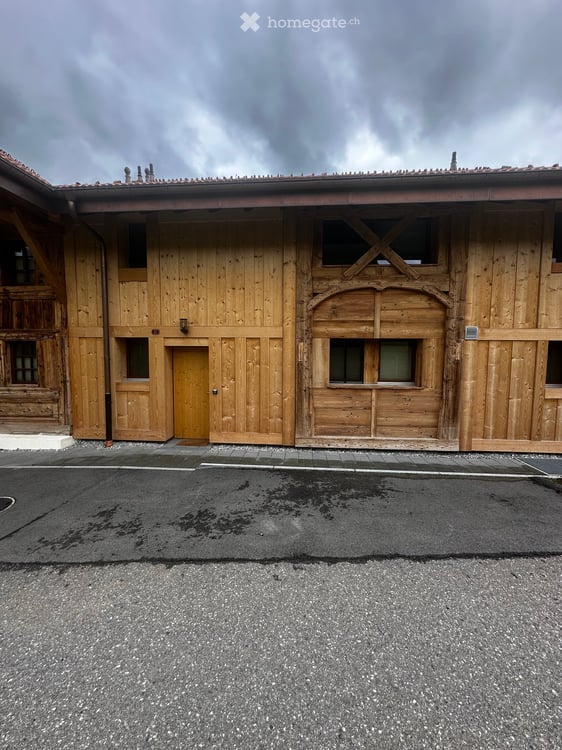 Maison mitoyenne moderne à louer à Hauteville 1