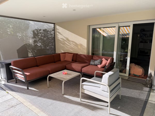 Grosszügige Gartenwohnung an Toplage auf dem Bruderholz 8