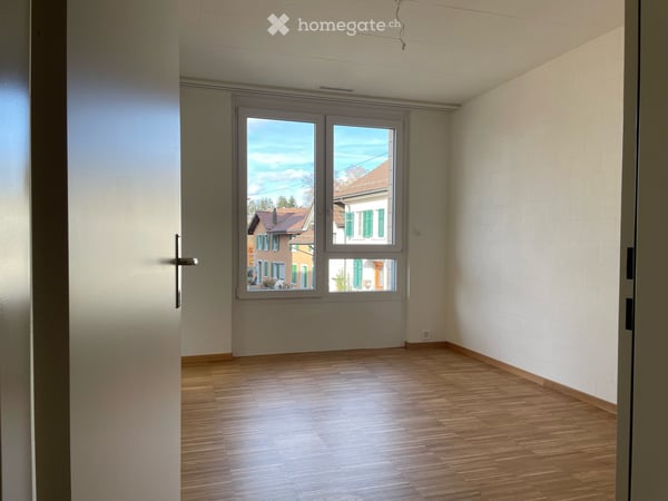 keine Besichtigungstermine mehr verfügbar-Helle 1.5-Zimmer-Wohnung im 1. Stock in Oberuster 6