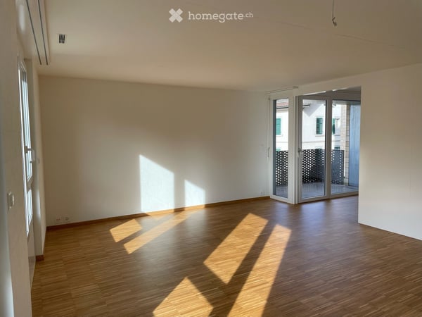 keine Besichtigungstermine mehr verfügbar-Helle 1.5-Zimmer-Wohnung im 1. Stock in Oberuster 8