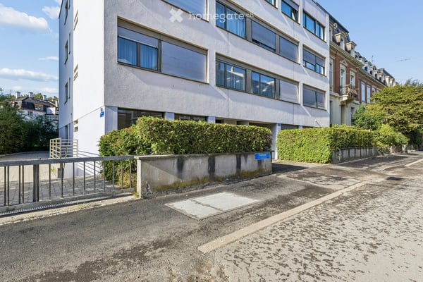 Neu renovierte 1.5-Zimmerwohnung mit Blick aufs Spalentor 1