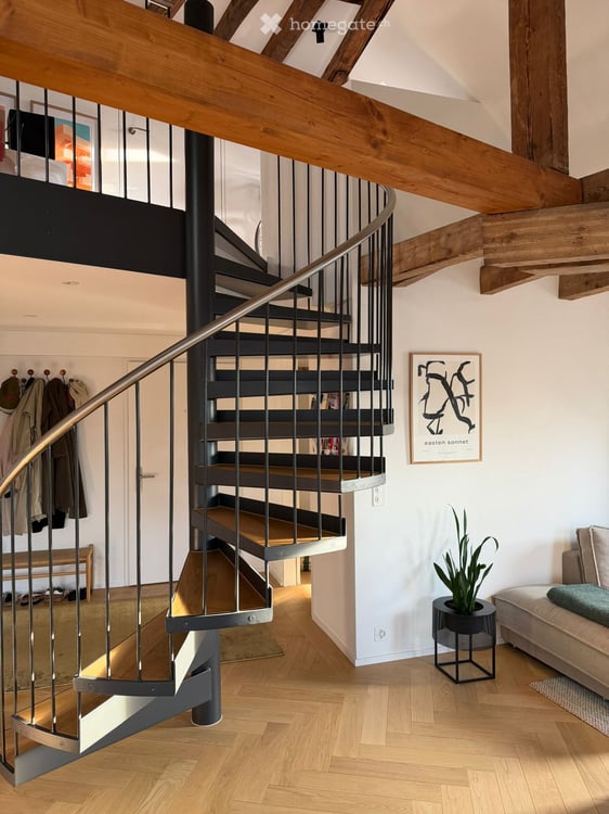 Moderne Dachwohnung mit Terrasse 8