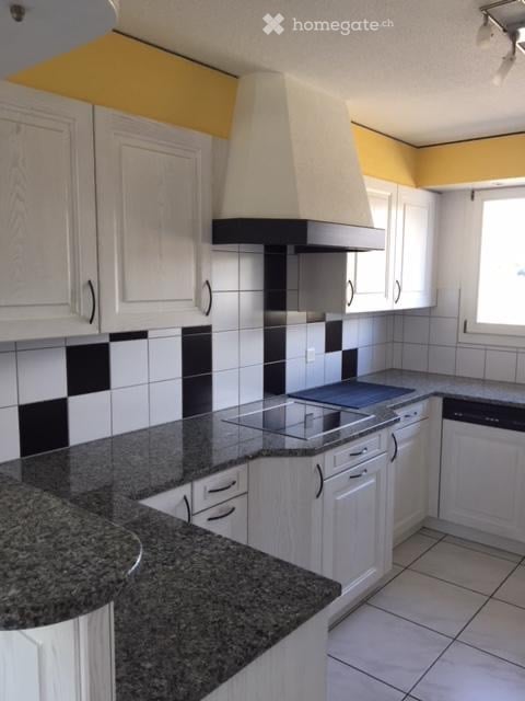 Charmante 4.5-Zimmer-Maisonette-Wohnung in Düdingen 2