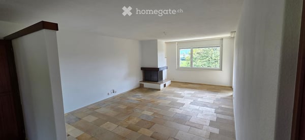 Helle 4.5-Zimmer-Wohnung mit Balkon und schöner Aussicht in Wangen-Brüttisellen