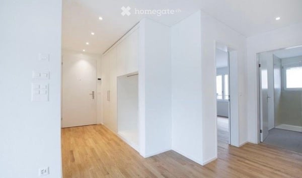Modern 2.5-Room Apartment in Zürich Affoltern – Available Immediately 2