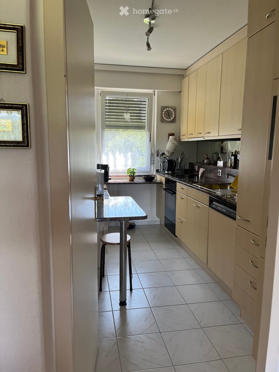 Charmante 4.5-Zimmer-Wohnung mit schöner Aussicht in Mönchaltorf 5