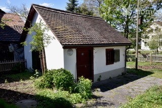 Charmante 6.5-Zimmer-Altbauwohnung im historischen Fachwerkhaus in Dorf (8458) 3
