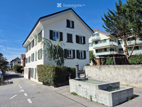Charmante 3.5-Zimmer-Altbauwohnung in Maienfeld – renoviert und ruhig gelegen 1