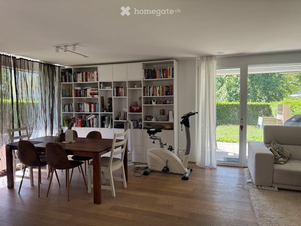 Bright & Quiet 3.5-Room Terrace Apartment in Dietlikon 2