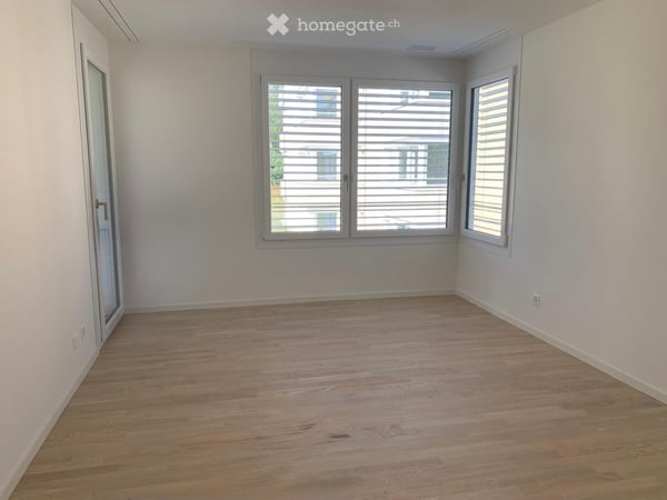 Bel appartement lumineux de 3,5 pièces avec balcon à Saint-Sulpice 2