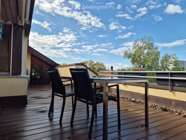 Grosszügige Penthouse-Wohnung mit 1.5 Zimmer, viel Licht und Privatsphäre in Solothurn 5