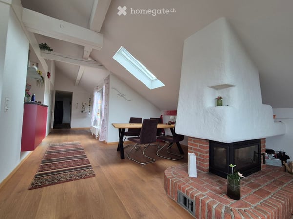 Grosszügige Penthouse-Wohnung mit 1.5 Zimmer, viel Licht und Privatsphäre in Solothurn 3