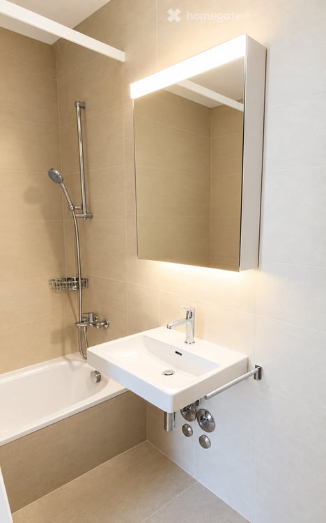 Moderne 2.5-Zimmer-Wohnung im Neubau an der Badenerstrasse, Zürich 5