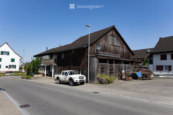 Charmantes 6.5-Zimmer-Einfamilienhaus in Kemmental – Idyllisches Wohnen im Thurgau 2
