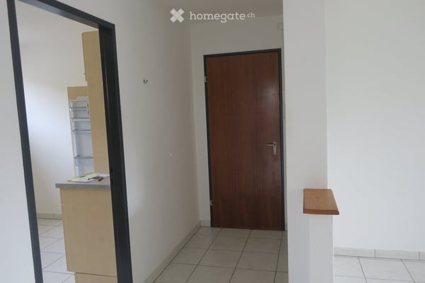 Appartement 3.5 pièces lumineux avec balcon à Delémont 6