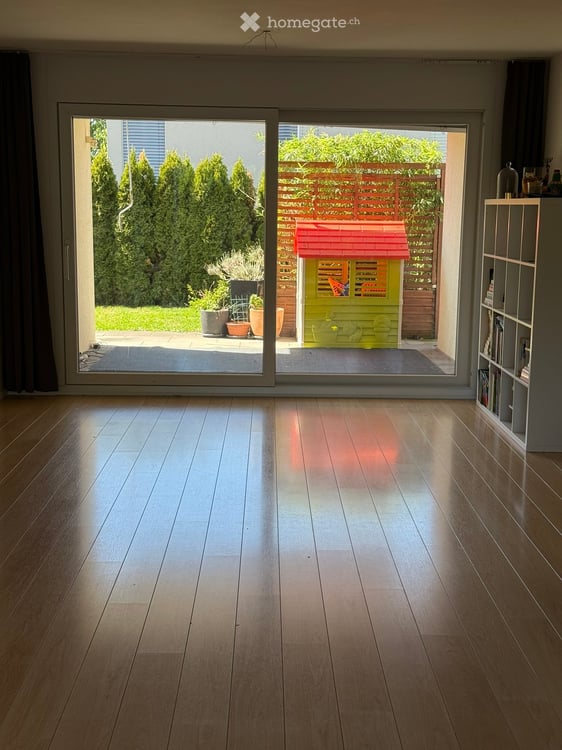 Sonnige 4.5-Zimmer-Gartenwohnung mit viel Privatsphäre in Gossau ZH 10