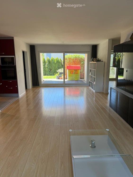Sonnige 4.5-Zimmer-Gartenwohnung mit viel Privatsphäre in Gossau ZH 9