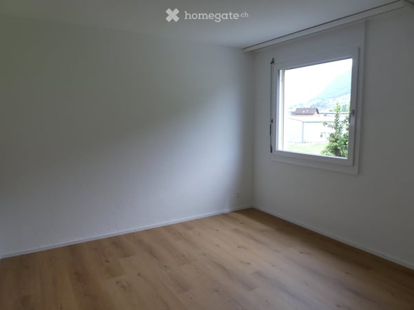 Helle 4.5-Zimmer-Wohnung mit Balkon und Kamin in Stansstad 8