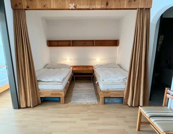 Charmante, sonnige 2.5-Zimmer-Wohnung in Disentis/Mustér mit direktem Zugang zur Skipiste 5