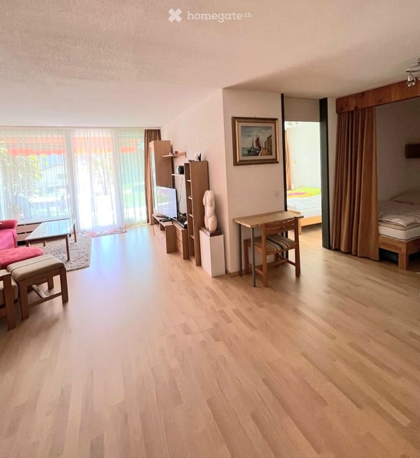 Charmante, sonnige 2.5-Zimmer-Wohnung in Disentis/Mustér mit direktem Zugang zur Skipiste 3