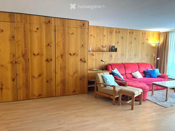 Charmante, sonnige 2.5-Zimmer-Wohnung in Disentis/Mustér mit direktem Zugang zur Skipiste 8