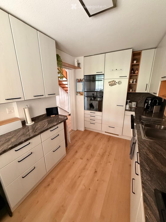 Modernisiertes 5.5-Zimmer-Reiheneckhaus mit grosszügigem Garten & Weitsicht 6