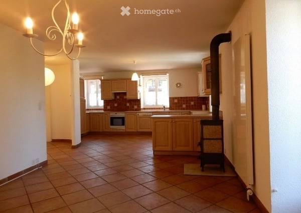 Appart. 8 Pces + Ateliers + Commerce … – Transformable en 8 logements – 1'200'000.- - Riddes 2