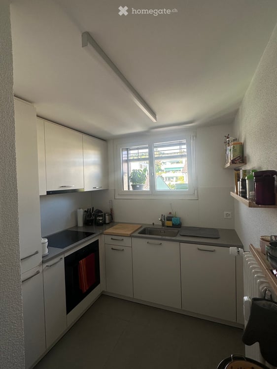 **Befristet** Möblierte 2.5-Zimmer-Wohnung in 8708 Männedorf – modern, ruhig und Nähe Zürichsee 2