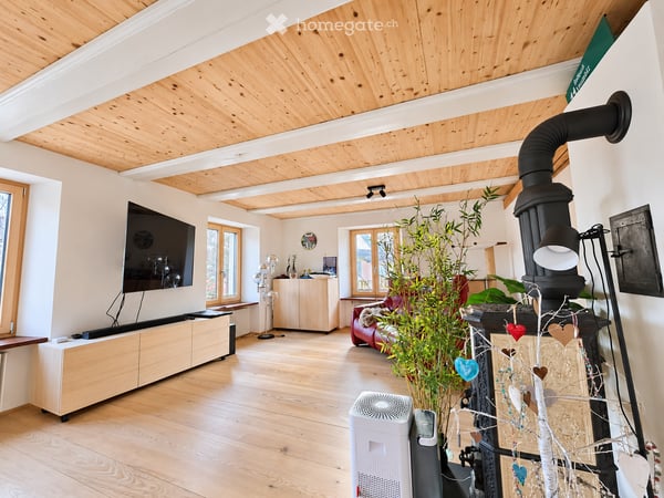 Charmante 2.5-Zimmer-Wohnung in Niederlenz – Historisches Gebäude, modern renoviert 3