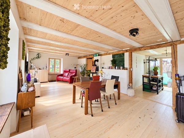 Charmante 2.5-Zimmer-Wohnung in Niederlenz – Historisches Gebäude, modern renoviert 5