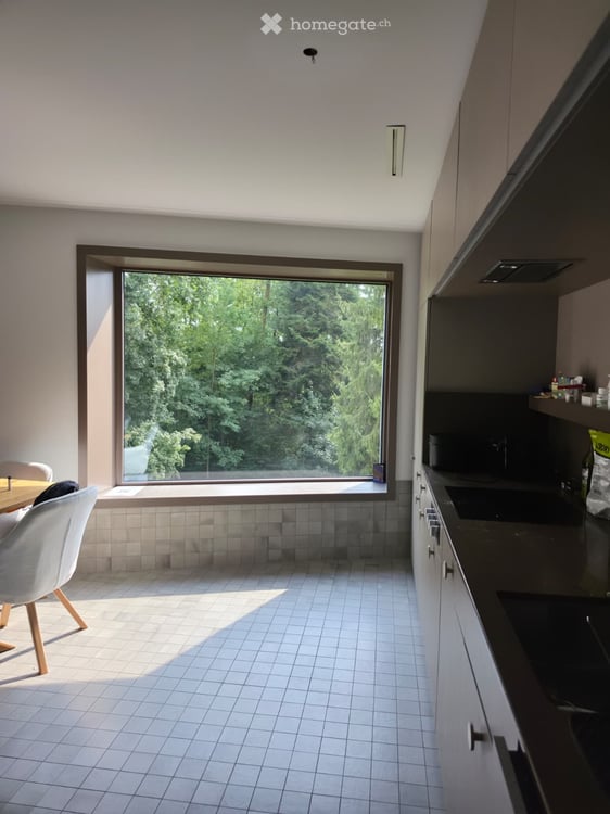 Moderne 2.5-Zimmer-Wohnung mit Pool, Gym & Rooftop-Terrasse 11