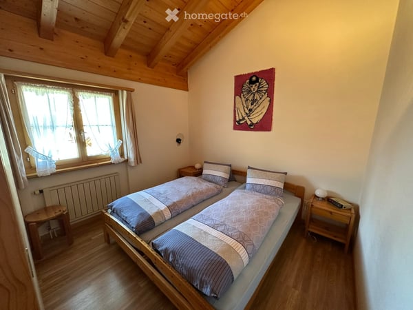 Charmante 1-Zimmer-Dachwohnung in Obersaxen –mit Heimabfahrtspiste direkt zum Haus 14