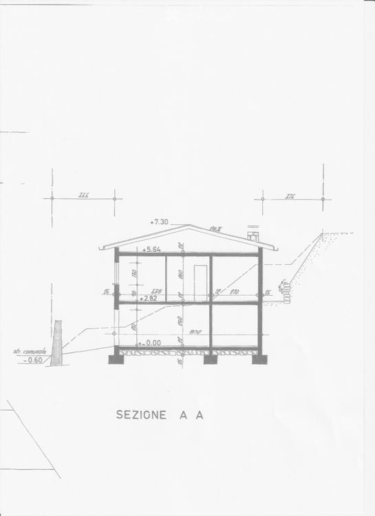 Schöne 8 Zi. Zweifamilienvilla mit herrlicher Seesicht und schöner Gartenanlage 45