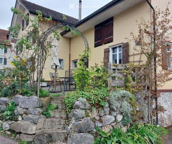 Gelegenheit; wenn Sie ein Haus mit vielen Optionen suchen; EFH mit Grundstück/Bauland über 1'500 m2 1
