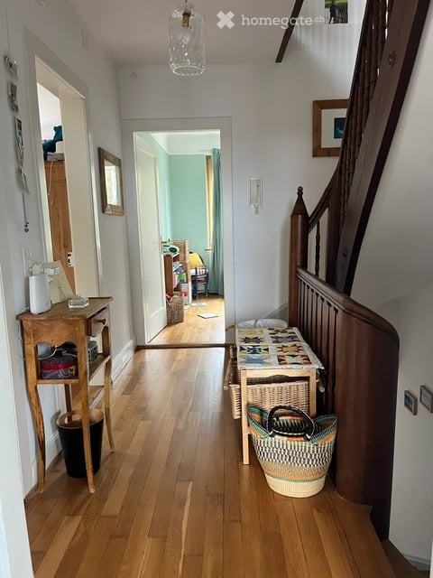 Charmantes 7.5-Zimmer-Einfamilienhaus am Bruderholz in Basel 12